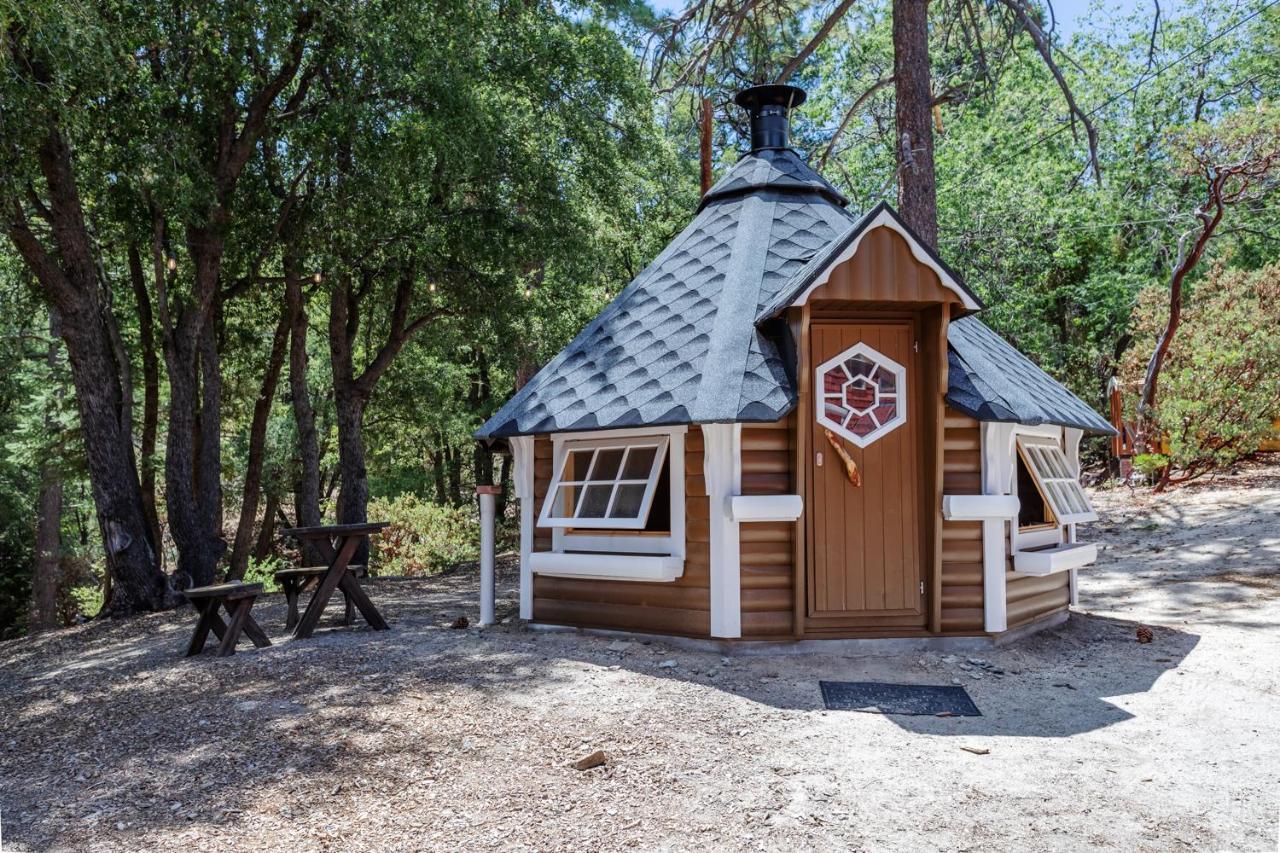 Hicksville Pines Chalets & Motel Айдълуайлд Екстериор снимка