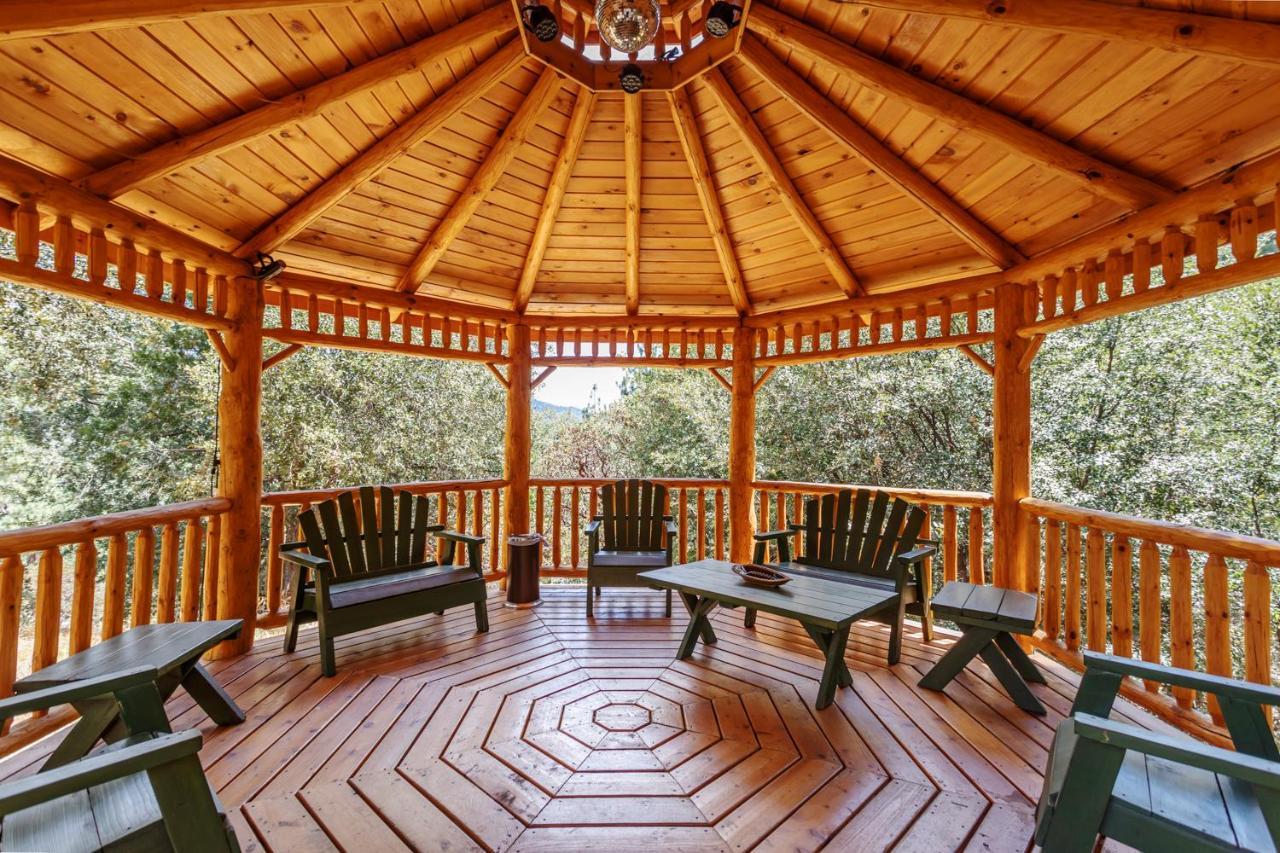 Hicksville Pines Chalets & Motel Айдълуайлд Екстериор снимка